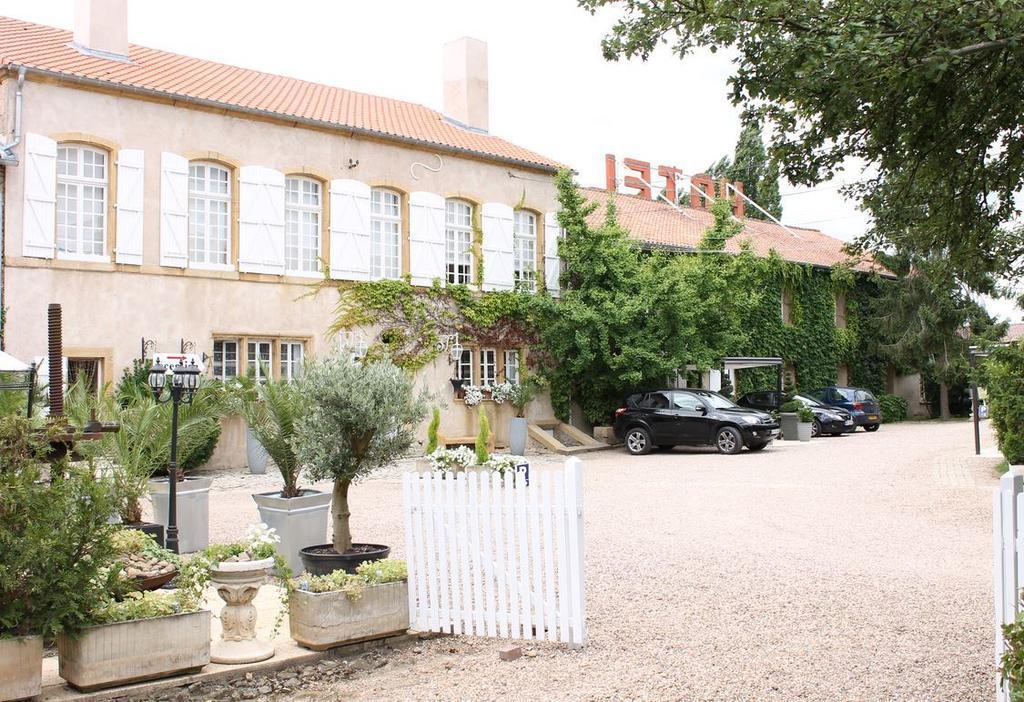 Hotel Restaurant La Bergerie Rugy Bagian luar foto