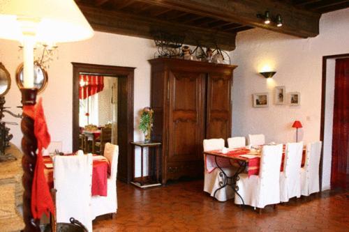 Hotel Restaurant La Bergerie Rugy Bagian luar foto